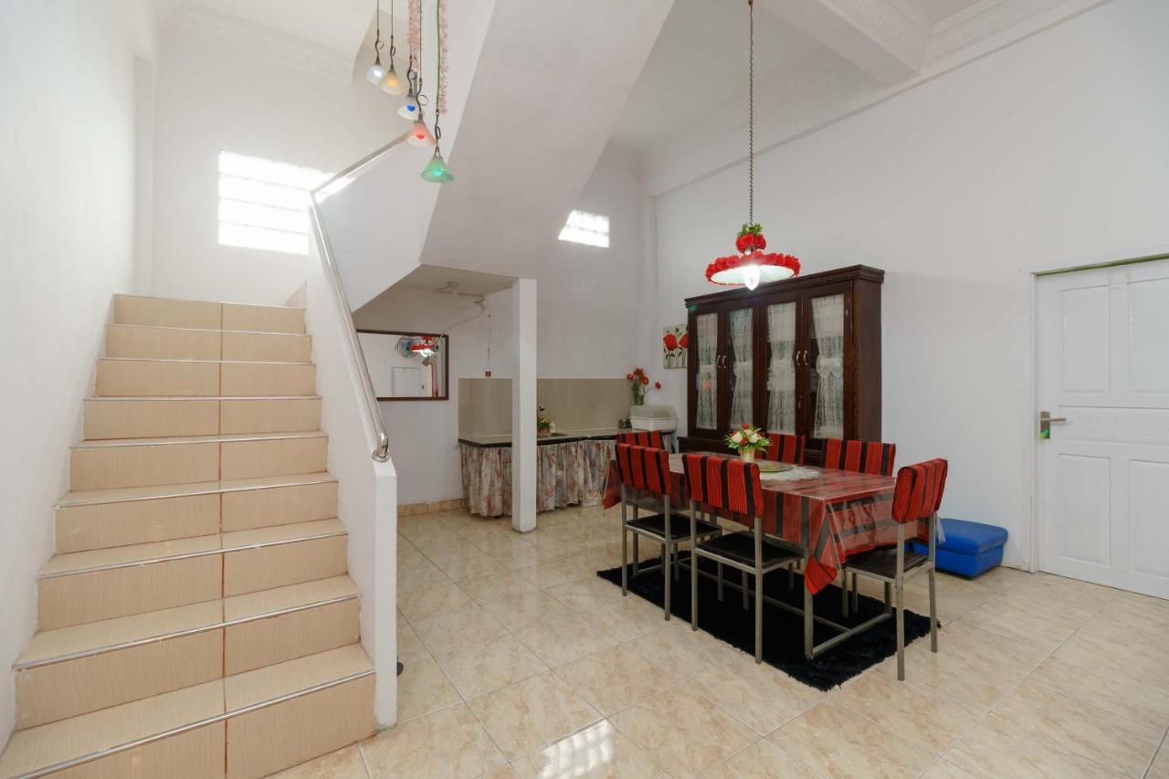Reddoorz Syariah Near Museum Tsunami Aceh 2 Geutieue Экстерьер фото